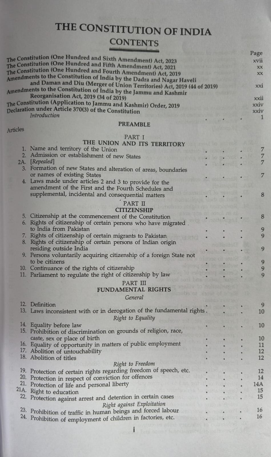 Universal LexisNexis The Constitution of India | As Amended by the Constitution (One Hundred and Sixth Amendment) Act | Updated Bare Act Edition (English Medium)